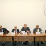 Alfredo Bosi, Sérgio Mascarenhas, José Goldemberg, João Steiner, Armando Corbani Ferraz e Carlos Guilherme Mota Alfredo Bosi, Sérgio Mascarenhas, José Goldemberg, João Steiner, Armando Corbani Ferraz e Carlos Guilherme Mota