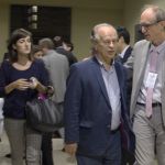 Ministro da Educação Renato Janine Ribeiro e Martin Grossmann no coquetel de abertura - 17 de abril de 2015 Ministro da Educação Renato Janine Ribeiro e Martin Grossmann no coquetel de abertura - 17 de abril de 2015