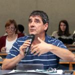 Daniel Luzzi faz perguntas durante o debate - 25/04/2017 Daniel Luzzi faz perguntas durante o debate - 25/04/2017