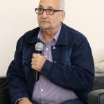 Paulo Saldiva fala durante o debate