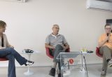 Patricia Izar, Jerry Hogan e Paul Frankland