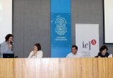 Sandra Maria Patrício Ribeiro apresenta os expositores, Alessandra Criconia, Paulo Sérgio Barreto e Adriana Verríssimo Serrão